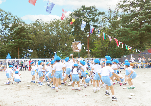 西多賀幼稚園の運動会の様子